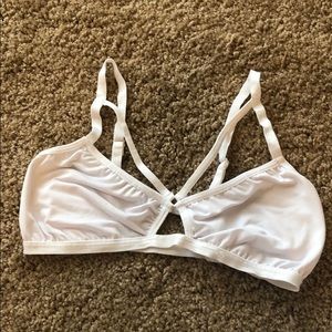 White urban outfitters bralette with cutout